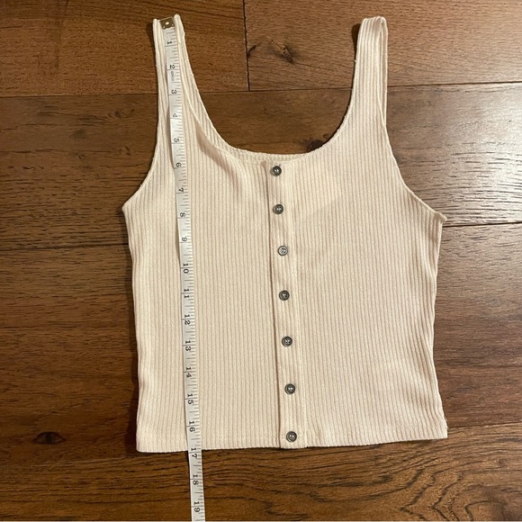 UO Ribbed Tank - Picture 5 of 8